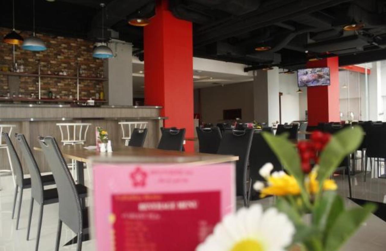 Brothers Inn Sukoharjo Kültér fotó