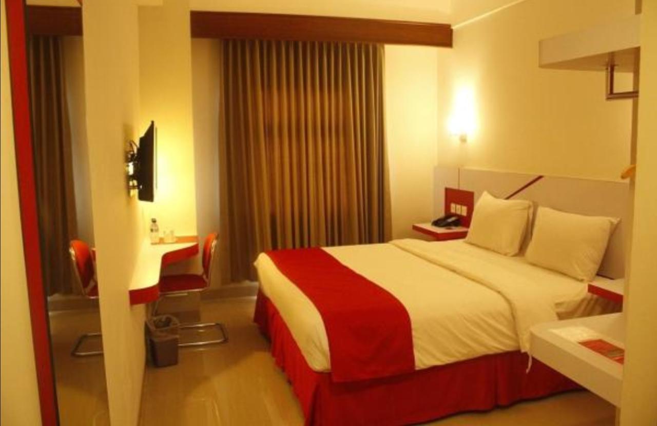 Brothers Inn Sukoharjo Kültér fotó