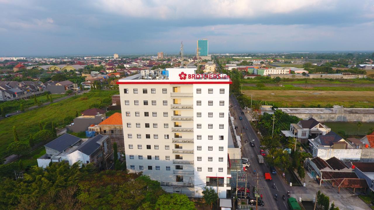 Brothers Inn Sukoharjo Kültér fotó